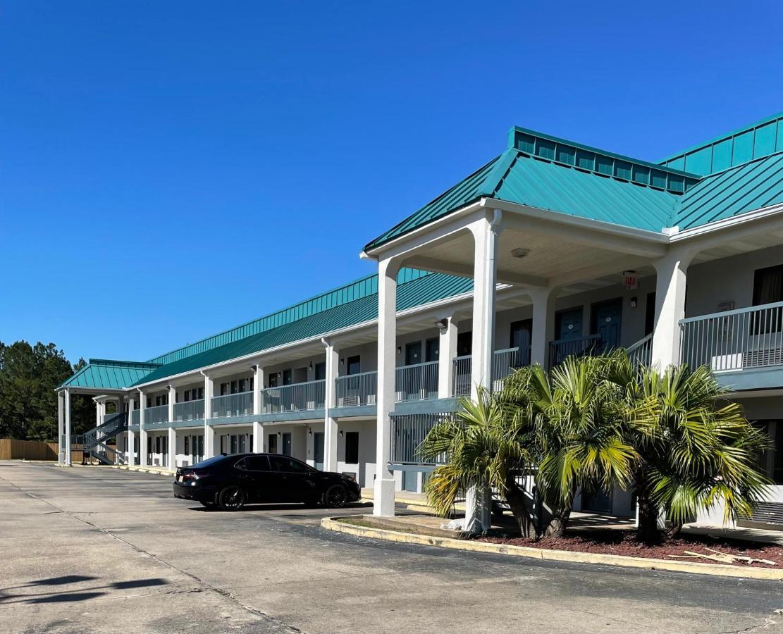 Baymont By Wyndham Biloxi - Ocean Springs Motel Kültér fotó