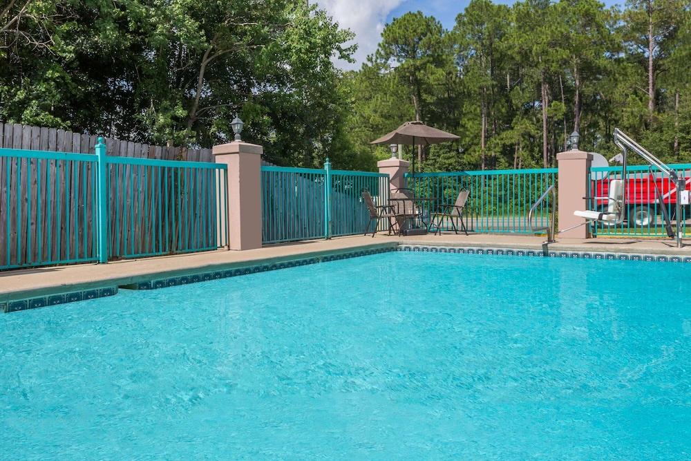 Baymont By Wyndham Biloxi - Ocean Springs Motel Kültér fotó