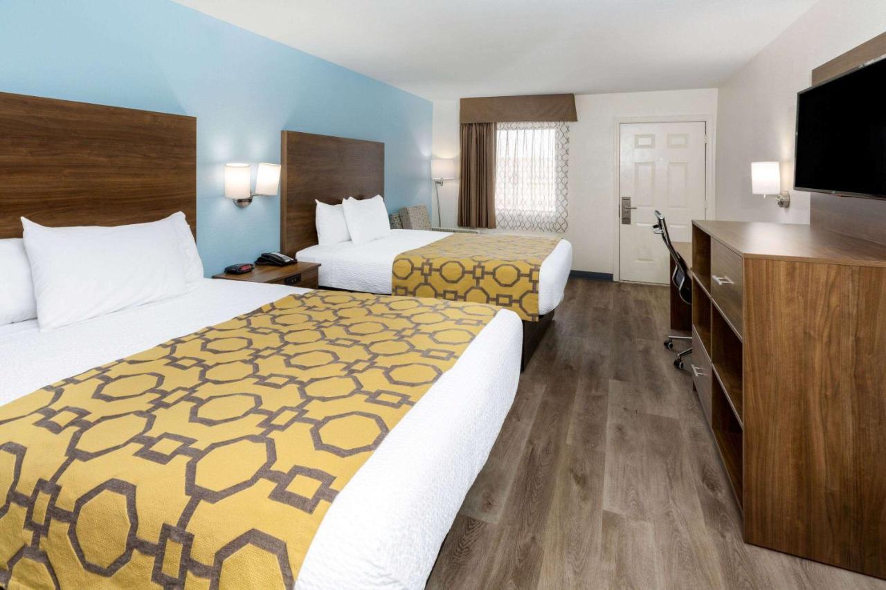 Baymont By Wyndham Biloxi - Ocean Springs Motel Kültér fotó