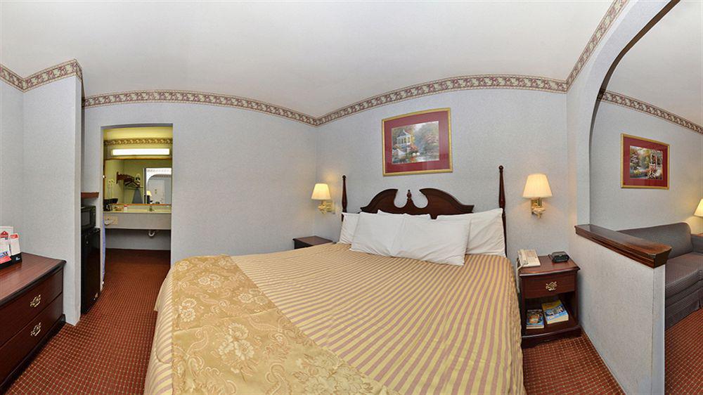Baymont By Wyndham Biloxi - Ocean Springs Motel Kültér fotó