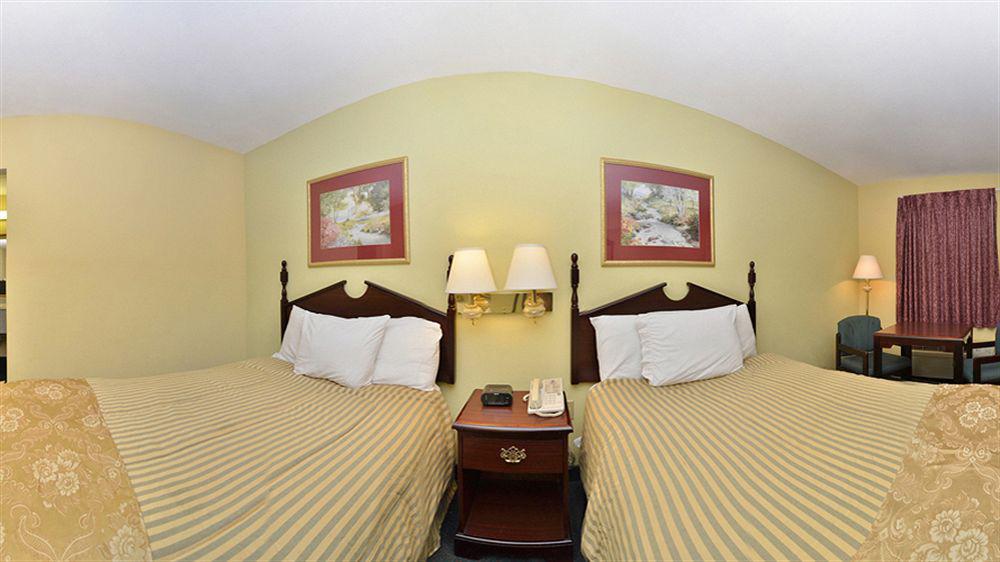 Baymont By Wyndham Biloxi - Ocean Springs Motel Kültér fotó